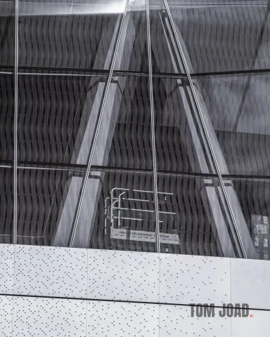DC-G9M2 · 85mm · f/7.1 · 1/8000s · ISO 100