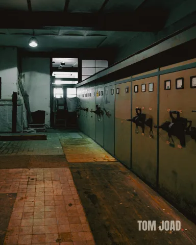 DC-G9M2 · 12mm · f/2.8 · 1/60s · ISO 1250